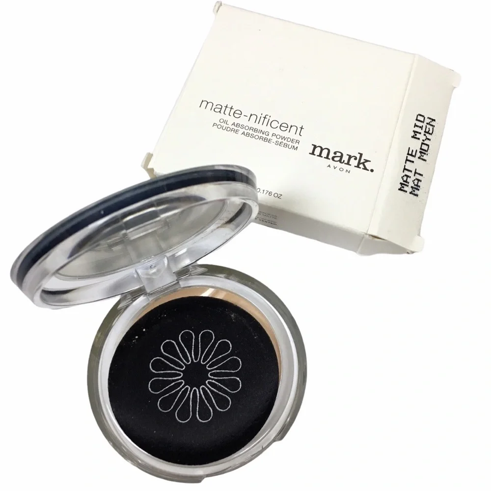 mark. Matte-Nificent Pressed Powder Oil Absorbing Compact Mirror Puff Matte Mid